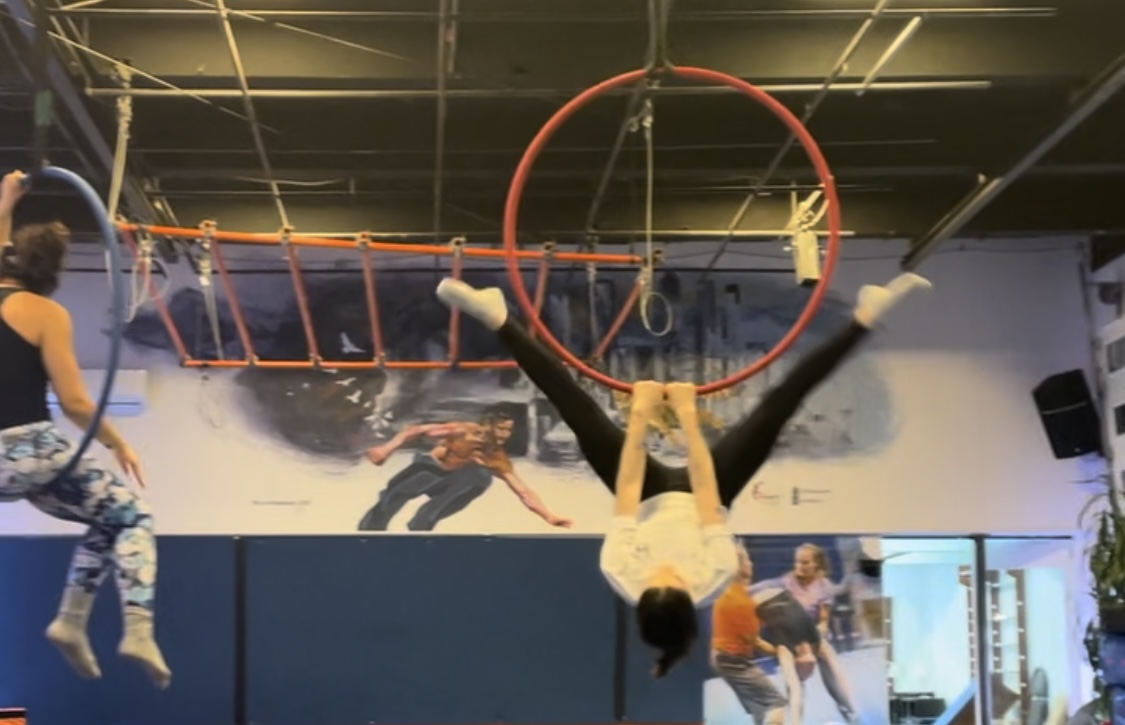 Des acrobates à Paragym